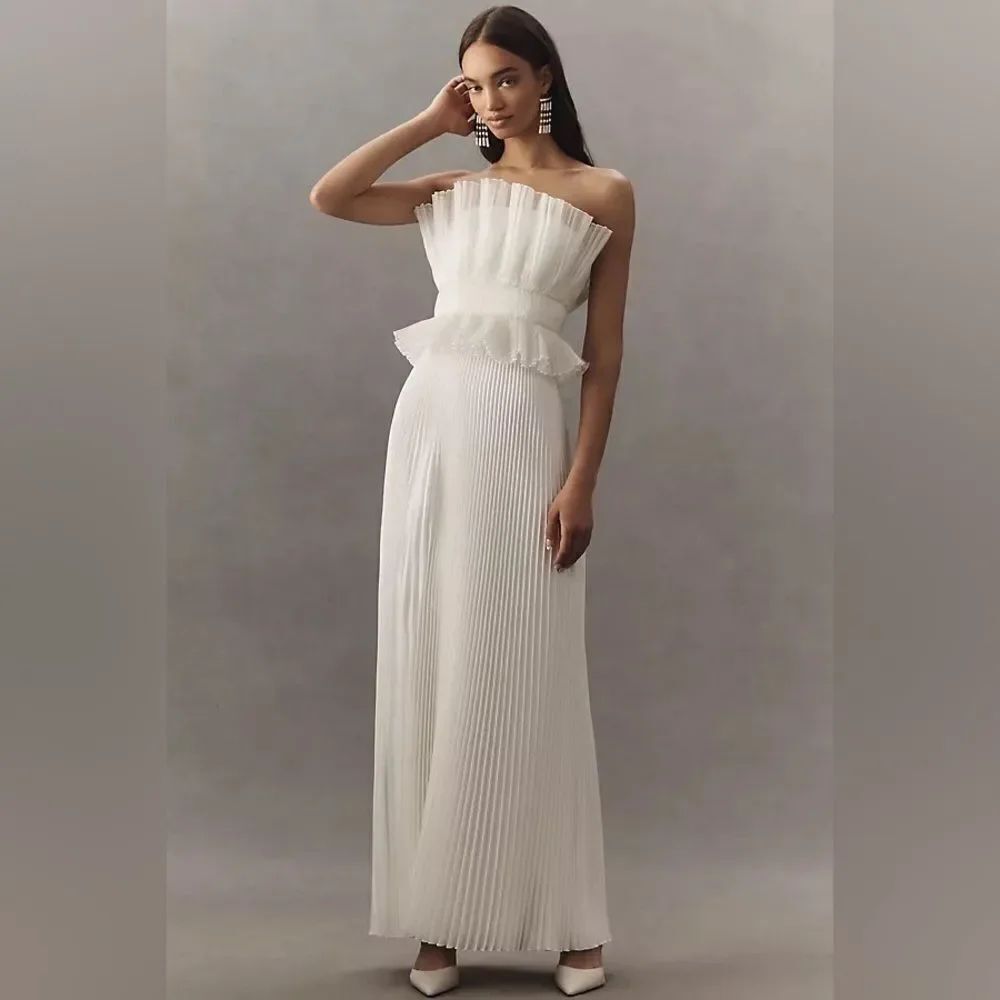 Anthropologie L'IDÉE  Masquerade Strapless Satin Gown